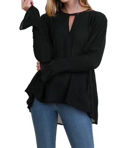 Umgee Ruffled Sleeve Keyhole Top In Black In Black