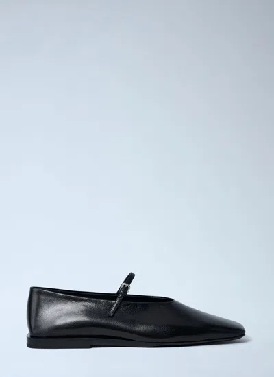 Jil Sander Leather Ballet Flats In Black