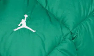 Jordan Brooklyn Therma-fit Quilted Puffer Vest In Multi