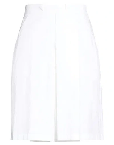 Fedeli Woman Shorts & Bermuda Shorts White Size 4 Cotton In White