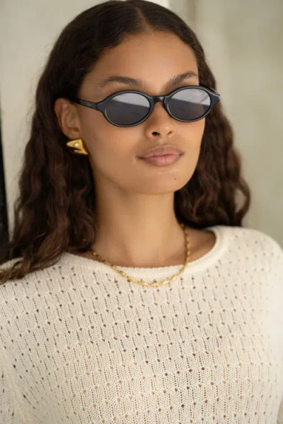 Freyrs Eyewear Zoe Oval Sunglasses In Black