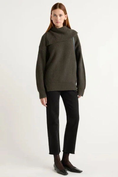 Modern Citizen Ezra Organic Cotton-wool Foldover-collar Sweater In Green