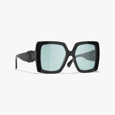 Chanel Square Sunglasses In Black