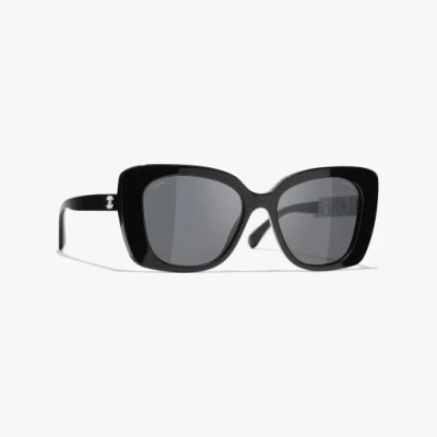 Chanel Square Sunglasses In Black