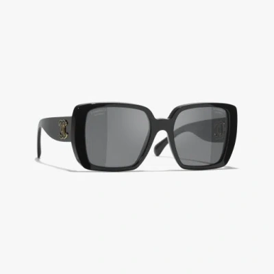 Chanel Square Sunglasses In Black