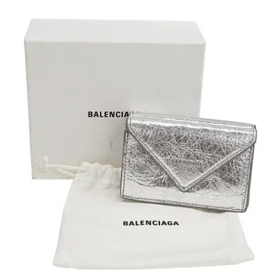Pre-owned Balenciaga Metallic Silver Leather Wallet (tri-fold) ()