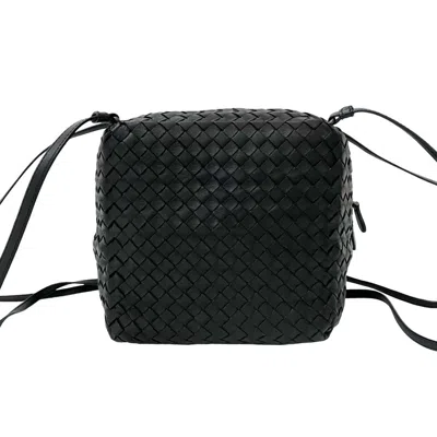 Pre-owned Bottega Veneta Black Leather Pochette Shoulder Bag ()