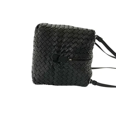 Pre-owned Bottega Veneta Black Leather Pochette Shoulder Bag ()