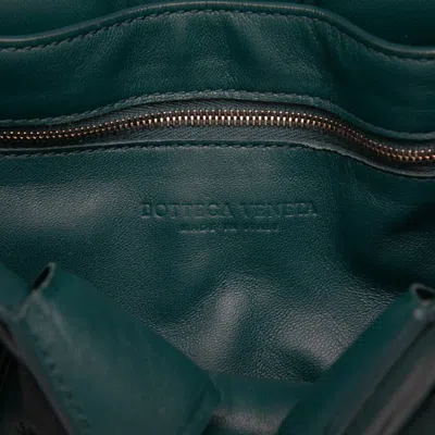 Pre-owned Bottega Veneta Intrecciato Green Intrecciato Shoulder Bag ()