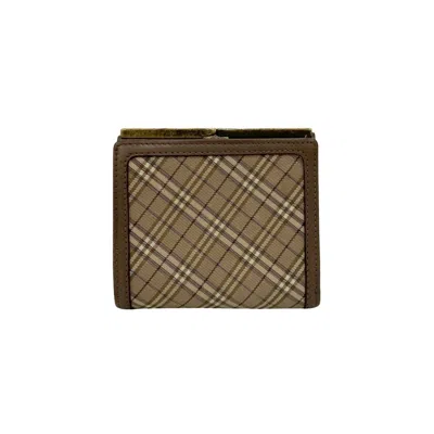Pre-owned Burberry Beige Grayish Canvas Leather Wallet (tri-fold) ()