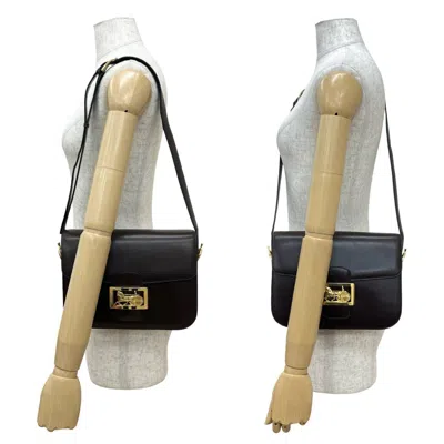 Pre-owned Celine Brown Leather Pochette Shoulder Bag ()