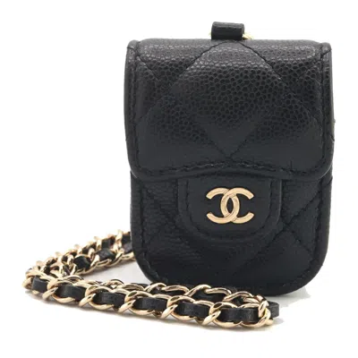 Pre-owned Chanel Black Grained Calfskin Phone Wallet ()