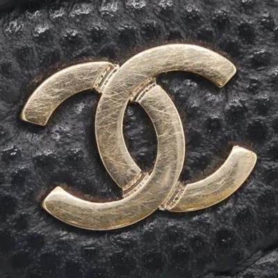 Pre-owned Chanel Black Grained Calfskin Phone Wallet ()