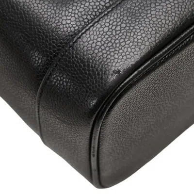 Pre-owned Chanel Black Grained Calfskin Pouch Vanity Bag ()