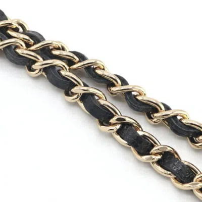 Pre-owned Chanel Black Grained Calfskin Phone Wallet ()