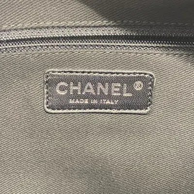 Pre-owned Chanel Black Nylon Tote Bag ()