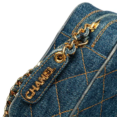 Pre-owned Chanel Blue Denim Shoulder Bag ()