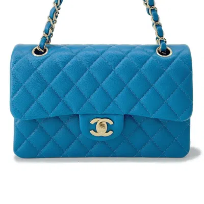 Pre-owned Chanel Blue Grained Calfskin Shoulder Bag ()