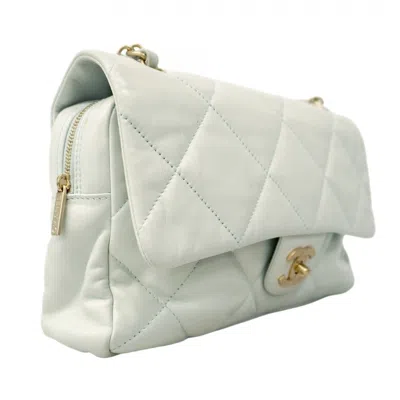 Pre-owned Chanel Blue Leather Shoulder Bag ()