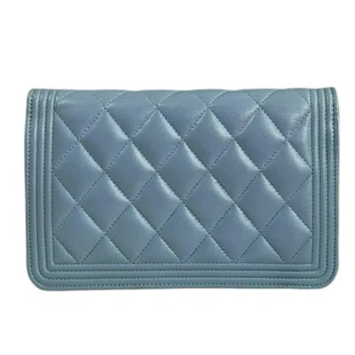 Pre-owned Chanel Boy  Blue Leather Chain/shoulder Wallet ()
