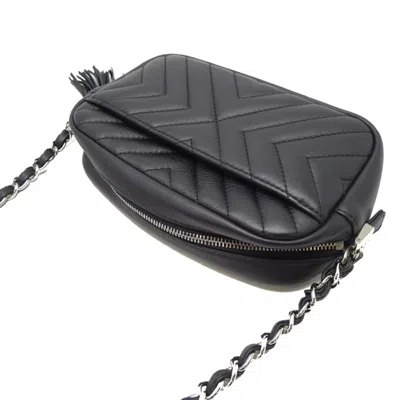 Pre-owned Chanel Chevron (v Stitch) Black Shoulder Bag ()