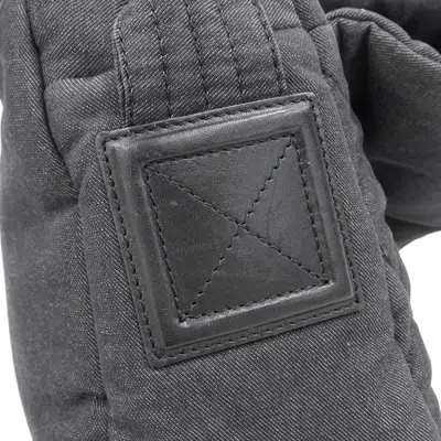 Pre-owned Chanel Gray Canvas Shoulder Bag ()