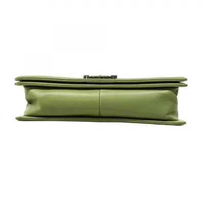 Pre-owned Chanel Green Leather Shoulder Bag ()