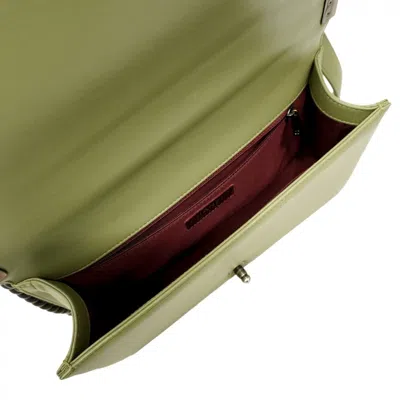 Pre-owned Chanel Green Leather Shoulder Bag ()