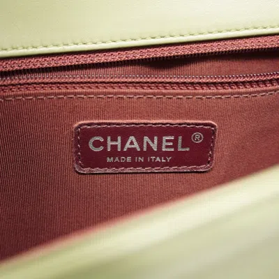 Pre-owned Chanel Green Leather Shoulder Bag ()