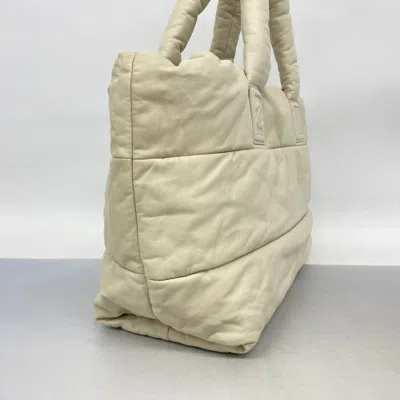 Pre-owned Chanel Ivory Leather Tote Bag () In White