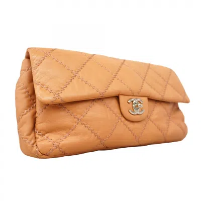 Pre-owned Chanel Light Brown Leather Shoulder Bag ()