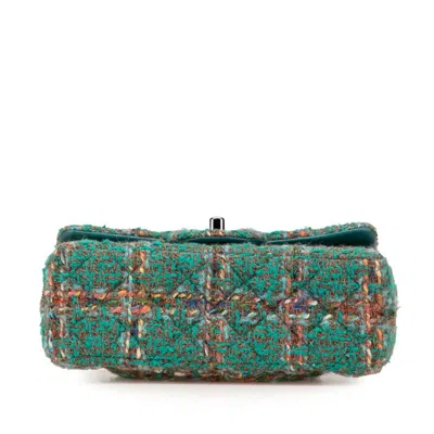 Pre-owned Chanel Matelasse Green Multi-color Leather Shoulder Bag ()