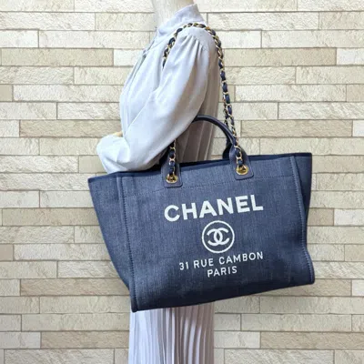 Pre-owned Chanel Navy Canvas Leather Shoulder Bag () In Blue
