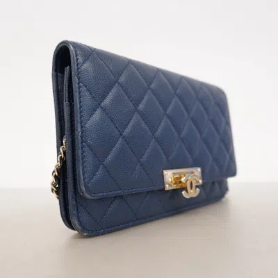 Pre-owned Chanel Navy Grained Calfskin Chain/shoulder Wallet () In Blue
