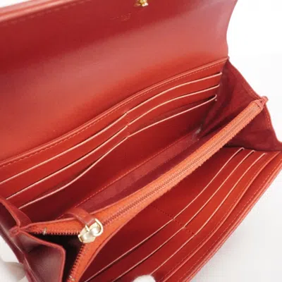 Pre-owned Chanel Red Color Grained Calfskin Long Wallet (bi-fold) ()