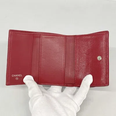 Pre-owned Chanel Red Color Grained Calfskin Wallet (tri-fold) ()