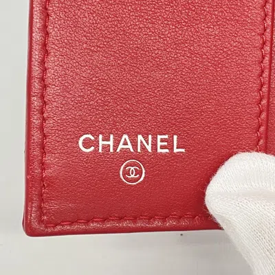 Pre-owned Chanel Red Color Grained Calfskin Wallet (tri-fold) ()