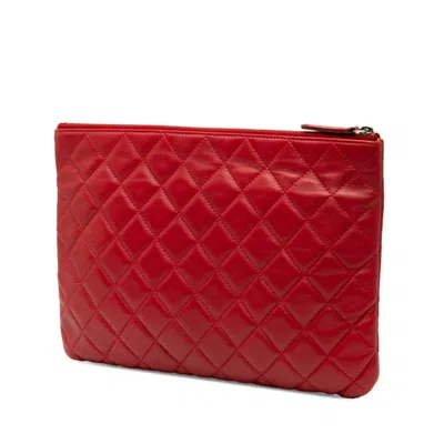 Pre-owned Chanel Red Color Leather Clutch Bag ()