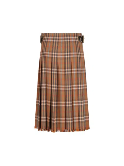 Burberry Pleated Skirt With Frayed Hem And Buckles In Brown