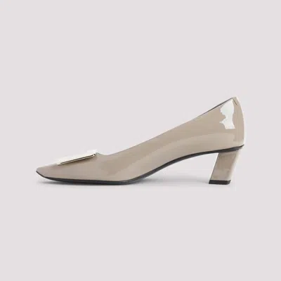 Roger Vivier Belle Pumps In Sand