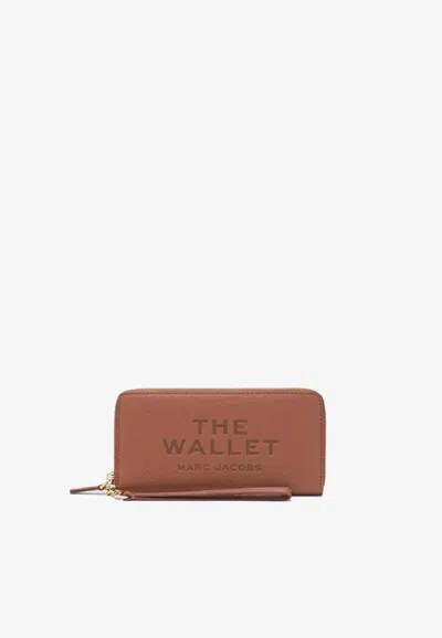 Marc Jacobs Continental Leather Logo Wallet In Blue