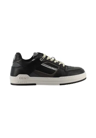 Gcds Sneakers Sneaker In Black
