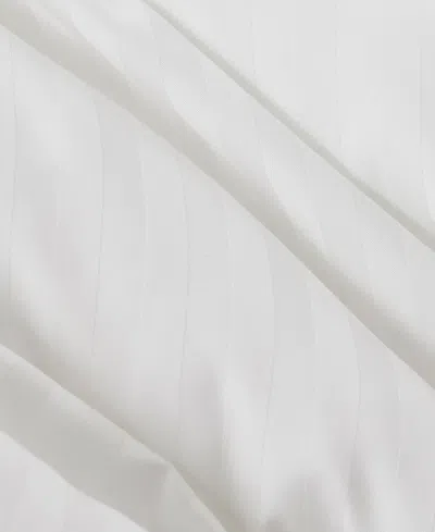 Eddie Bauer Primaloft Oversized Down Alternative Comforter, Queen In White