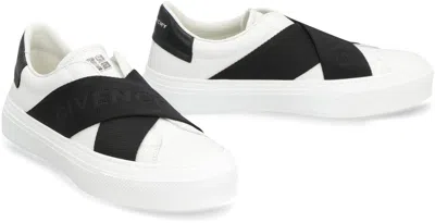 Givenchy Emporio Armani Emporio Armani Panelled Sneakers In White