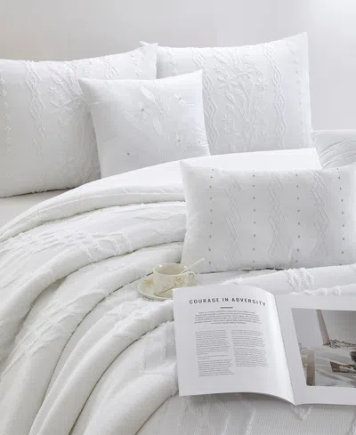 Stratford Park Lexia Leaves 7-pc. Comforter Set, King In White