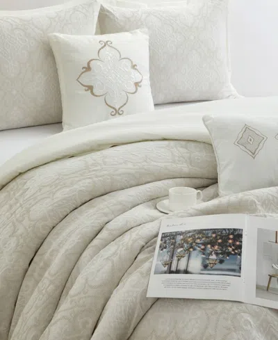 Stratford Park Prissa Medallion 6-pc. Comforter Set, California King In White