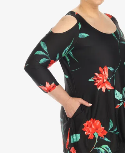 White Mark Plus Size Floral Printed Cold Shoulder Tunic Top In Multi