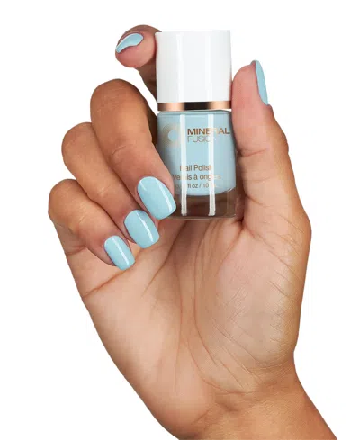 Mineral Fusion Nail Lacquer In Transparent