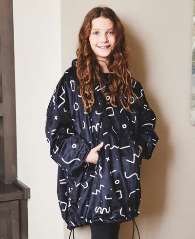 Nestl Oversized Wearable Reversible Color Kids Blanket, 31.5" X 42.8"