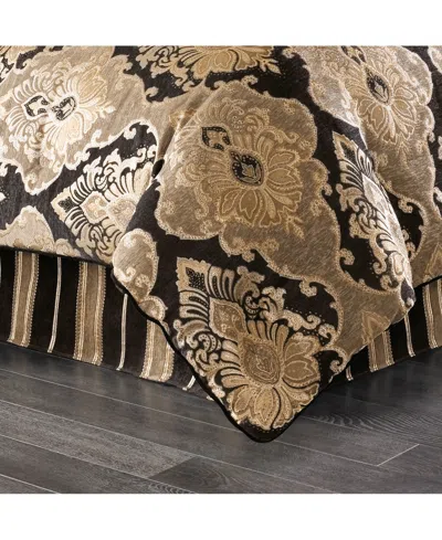 J Queen New York Bradshaw 4-pc. Comforter Set, Queen In Black